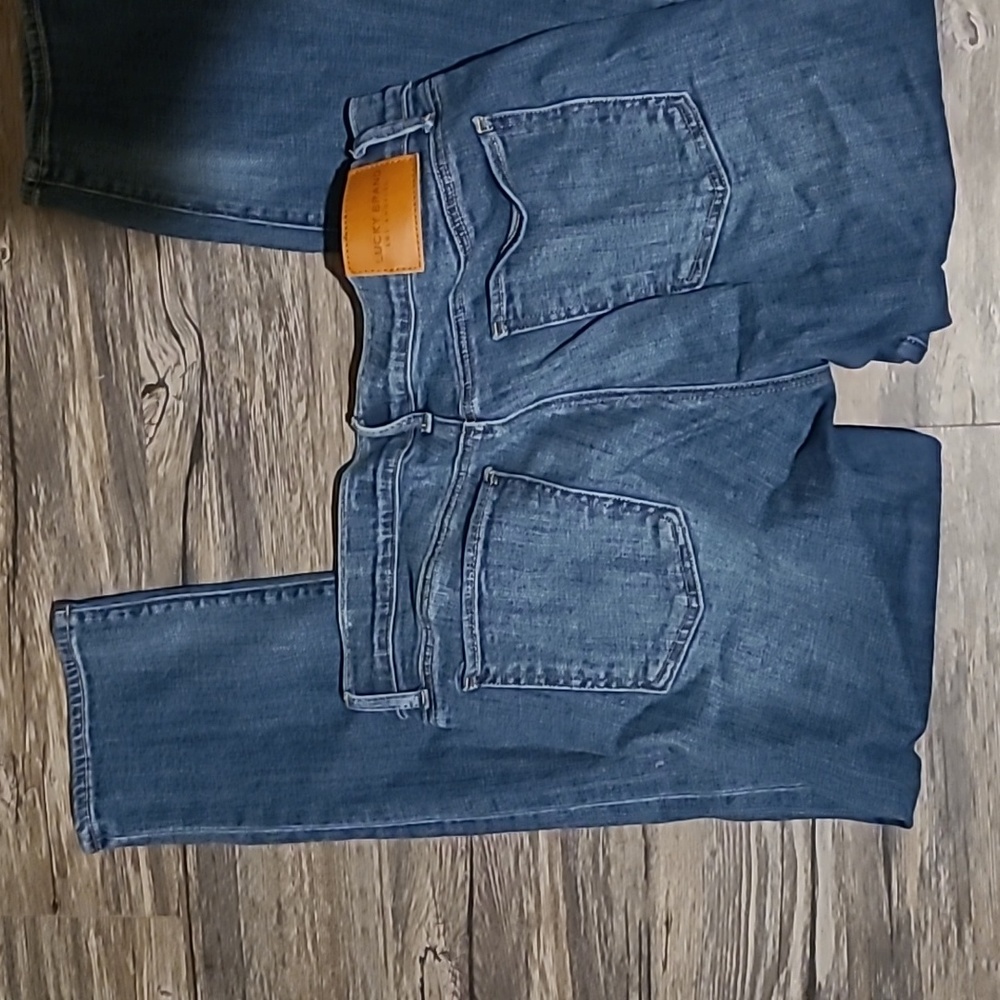 Lucky jeans
